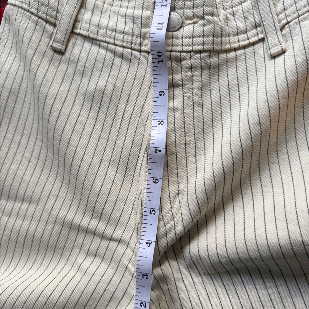 Universal Thread women’s Pinstriped Khaki wide leg, high rise - Picture 8 of 10
